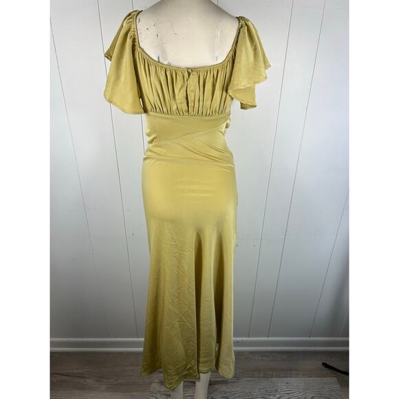 Commense NWT Flutter Sleeve Side Split Midi Dress in Matcha size small - Picture 6 of 10